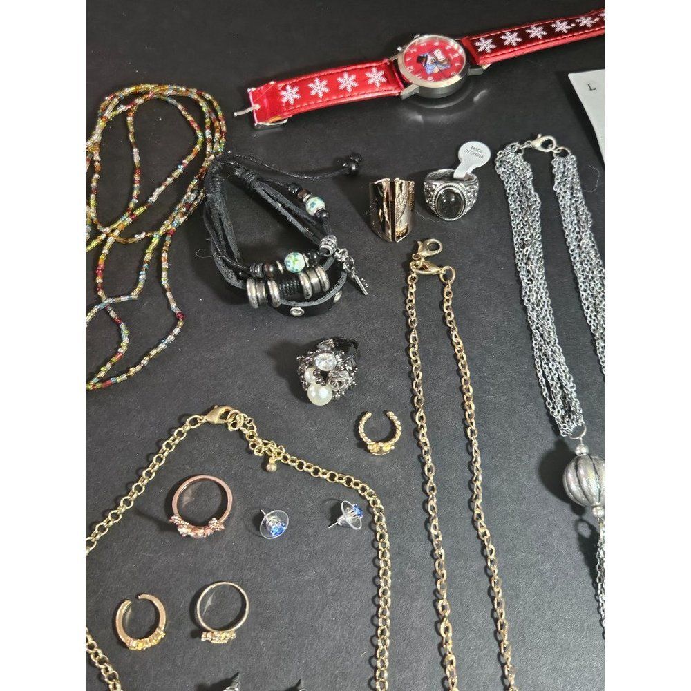 Wearable jewelry lot / bundle - Picture 1 of 14